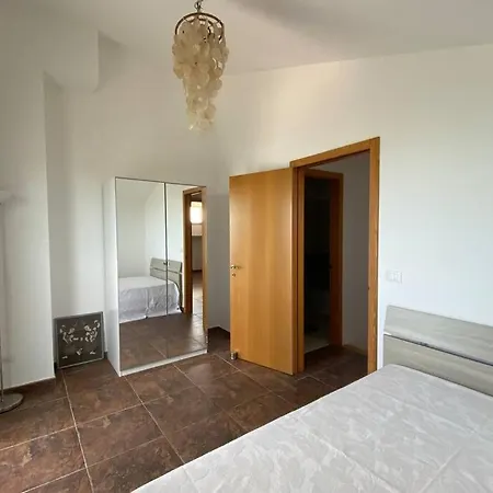 Sunrise アパート *